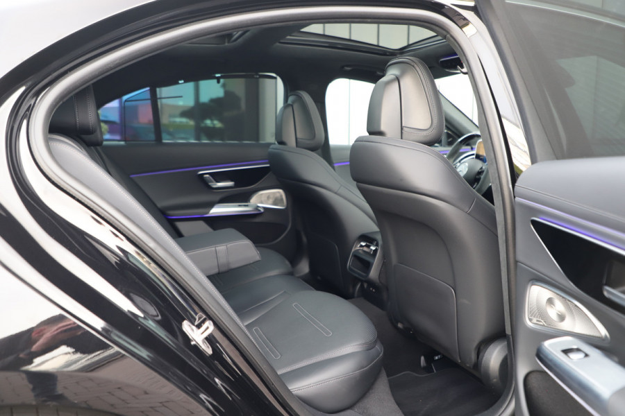 Mercedes-Benz E-Klasse AMG 53 4MATIC+ | 612PK | Massage | Carbon | Burmester 4D | Sfeerverlichting | Keyless-go | Distronic+ | Digital-light | 2025.