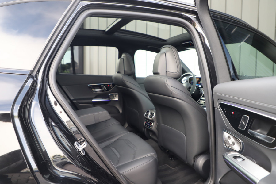 Mercedes-Benz GLC AMG 63 S E Performance | 680PK | Keramisch | Achterasbesturing | Head-up | Carbon | Burmester | Keyless-go | Track-pace | 2024.