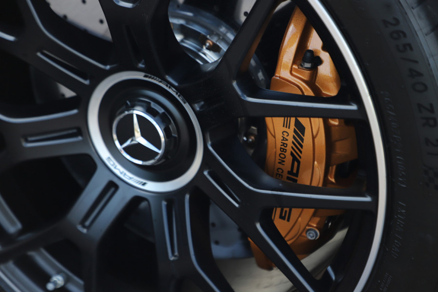 Mercedes-Benz GLC AMG 63 S E Performance | 680PK | Keramisch | Achterasbesturing | Head-up | Carbon | Burmester | Keyless-go | Track-pace | 2024.