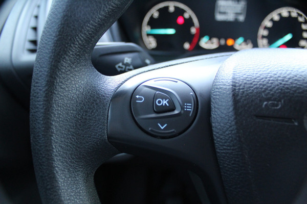 Ford Transit Connect 1.5 EcoBlue L2 Trend 3 Persoons, Airco, laadruimte Lang, schuifdeur re., spiegels verwarmb., telefoonvoorb., pdc achter,