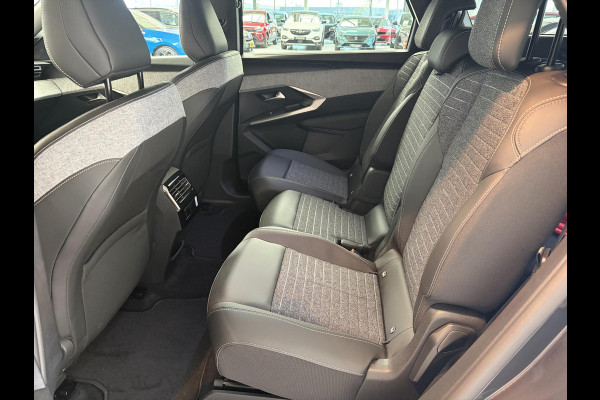 Peugeot 5008 1.6 Plug-in Hybrid 195 GT | Navigatie | Camera | Parkeersensoren| Apple Carplay | Android Auto | Tot 8 jaar garantie