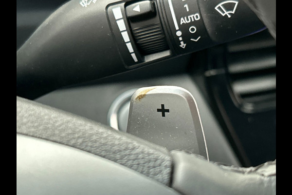 Hyundai IONIQ 1.6 GDi PHEV Comfort | Carplay | Adaptive-cruise | Camera | Schuif/kanteldak | Stoel/Stuurverwarming |