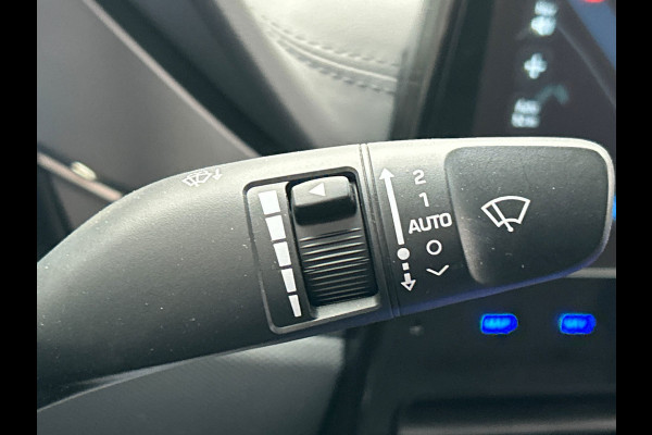 Hyundai IONIQ 1.6 GDi PHEV Comfort | Carplay | Adaptive-cruise | Camera | Schuif/kanteldak | Stoel/Stuurverwarming |