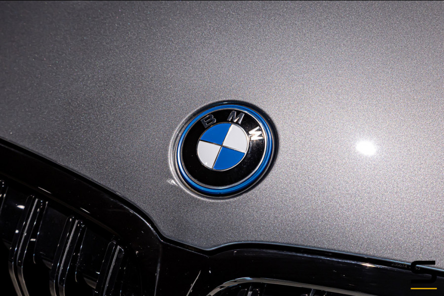 BMW 3 Serie Touring 330e|Pano|Cam|HUD|Fisc€59.700,-|Full|Gar