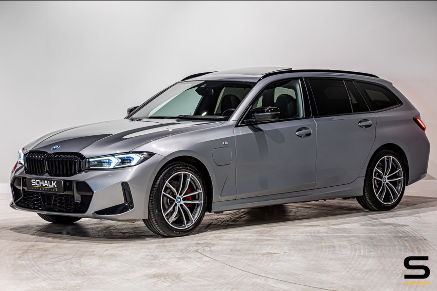 BMW 3 Serie Touring 330e|Pano|Cam|HUD|Fisc€59.700,-|Full|Gar