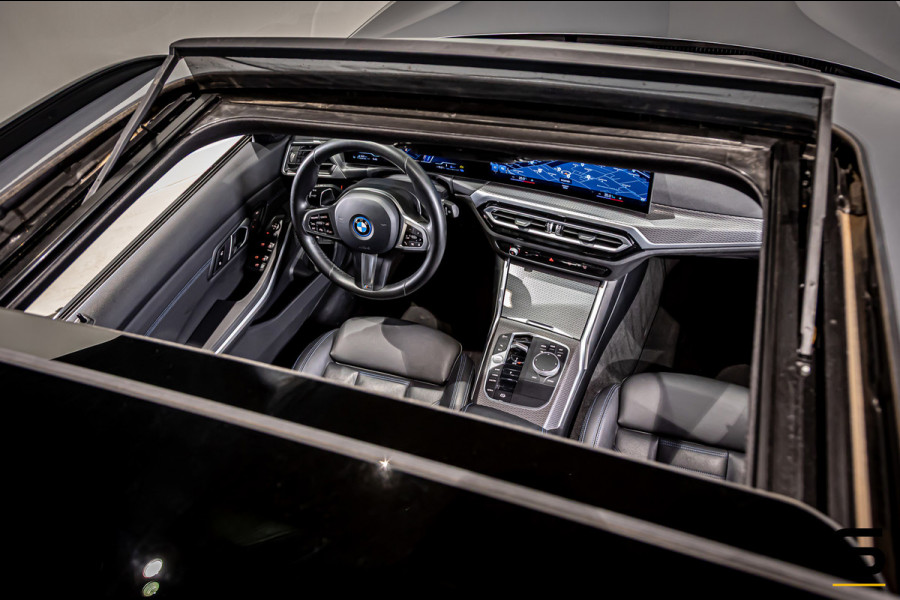 BMW 3 Serie Touring 330e|Pano|Cam|HUD|Fisc€59.700,-|Full|Gar