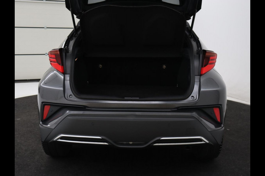 Toyota C-HR 2.0 Hybrid First Edition | Stoelverwarming | Adaptive cruise | Camera | Carplay | JBL Sound | Keyless | Full LED | Navigatie | Dodehoek detectie | Climate control | Bluetooth