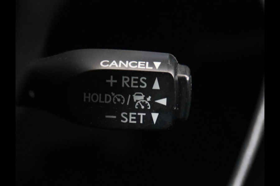 Toyota C-HR 2.0 Hybrid First Edition | Stoelverwarming | Adaptive cruise | Camera | Carplay | JBL Sound | Keyless | Full LED | Navigatie | Dodehoek detectie | Climate control | Bluetooth