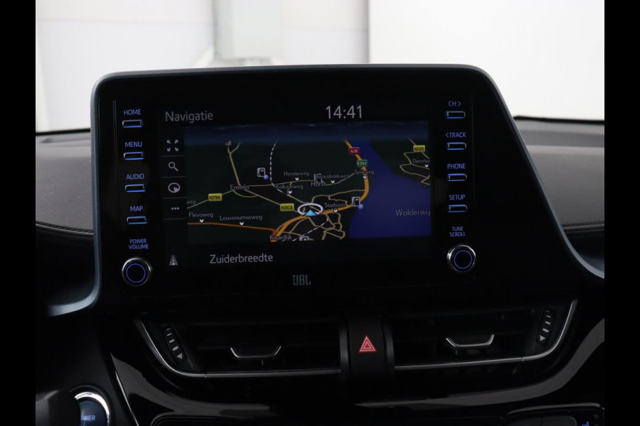 Toyota C-HR 2.0 Hybrid First Edition | Stoelverwarming | Adaptive cruise | Camera | Carplay | JBL Sound | Keyless | Full LED | Navigatie | Dodehoek detectie | Climate control | Bluetooth