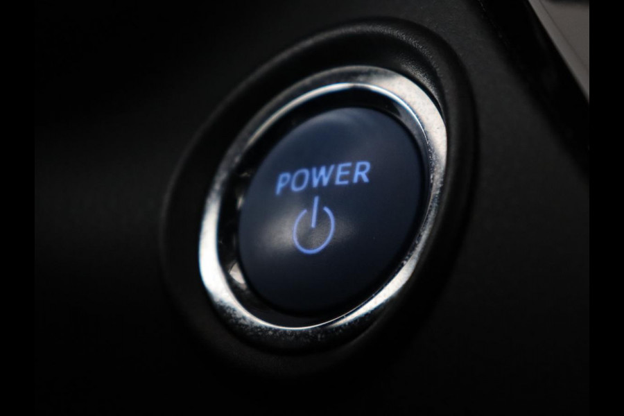 Toyota C-HR 2.0 Hybrid First Edition | Stoelverwarming | Adaptive cruise | Camera | Carplay | JBL Sound | Keyless | Full LED | Navigatie | Dodehoek detectie | Climate control | Bluetooth