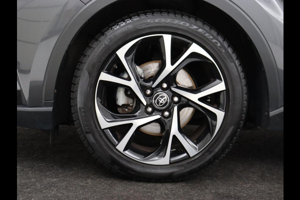 Toyota C-HR 2.0 Hybrid First Edition | Stoelverwarming | Adaptive cruise | Camera | Carplay | JBL Sound | Keyless | Full LED | Navigatie | Dodehoek detectie | Climate control | Bluetooth