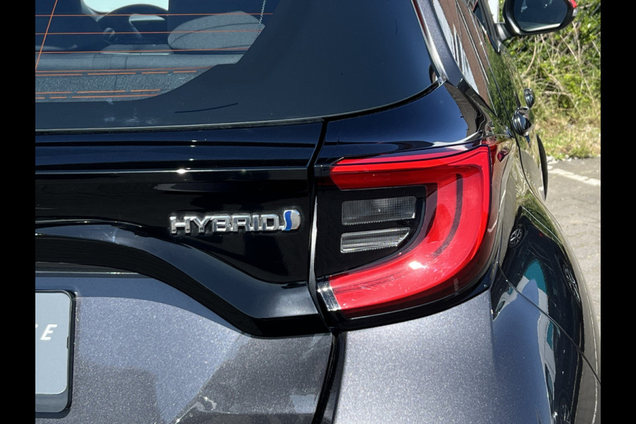 Toyota Yaris 1.5 Hybrid Tokyo Spirit | LED | Camera | Carplay