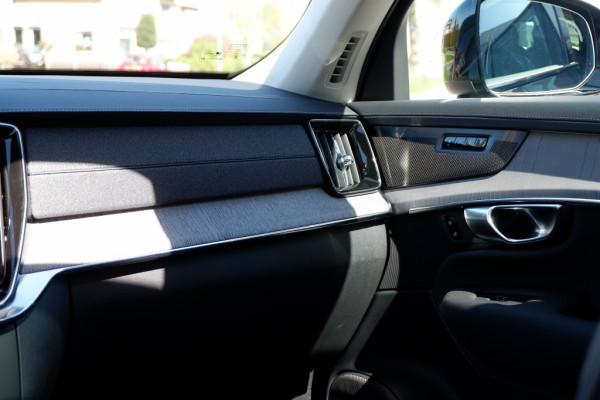 Volvo XC90 2.0 T8 AWD Ultra Dark PHEV / INCL. Fabrieksgarantie / Luchtverin
