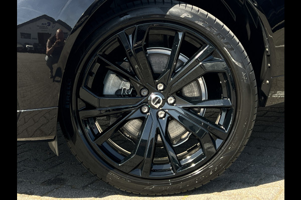 Volvo XC60 2.0 T6 Plug-in hybrid AWD Plus Black Edition | Trekhaak | Memory | Harman Kardon Audio | Pano