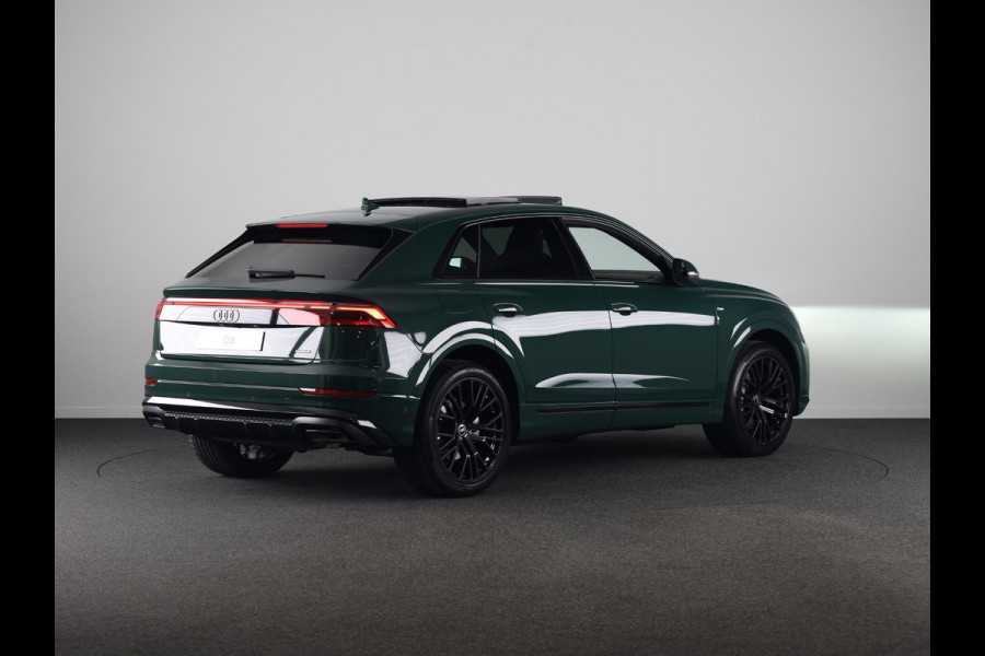 Audi Q8 Pro Line S 55 TFSI e 394 pk | Midnight emerald green | Glazen panoramadak | Bang & Olufsen Premium 3D | Sportstoelen plus voorin |