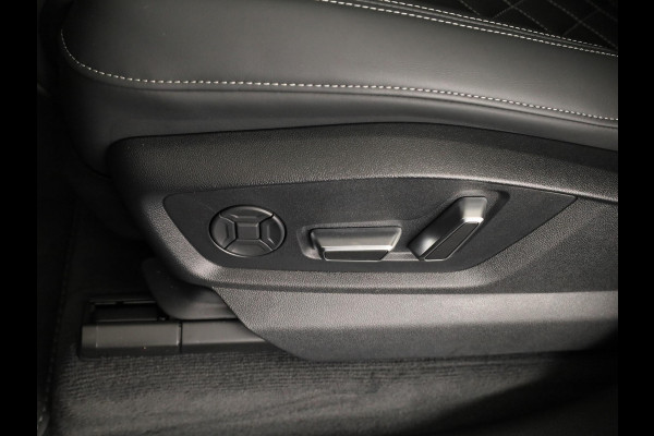 Audi Q8 Pro Line S 55 TFSI e 394 pk | Midnight emerald green | Glazen panoramadak | Bang & Olufsen Premium 3D | Sportstoelen plus voorin |