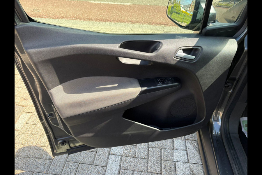Ford Tourneo Courier 1.0 Titanium 125PK GARANTIE!