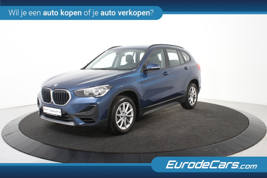 BMW X1 sDrive18i *1ste eigenaar*Navigatie*Standkachel*PDC*