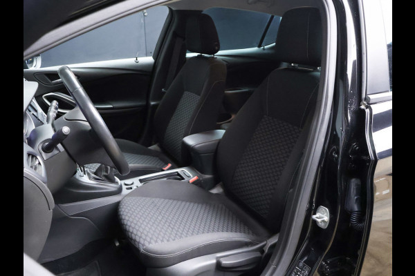 Opel Astra 1.2 Edition Sport (APPLE CARPLAY,NAVI,CAMERA,CLIMATE,CRUISE,GETINT,LED,TREKHAAK,SPORTSTOELEN,LM VELGEN)