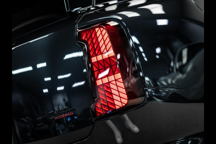 MINI Countryman 2.0 JCW ALL4 John Cooper Works XL | Stuurverwarming | Pano | Head-Up | Harman/Kardon |