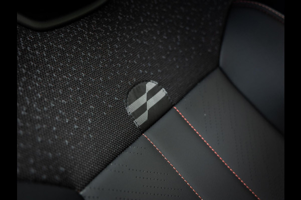 MINI Countryman 2.0 JCW ALL4 John Cooper Works XL | Stuurverwarming | Pano | Head-Up | Harman/Kardon |