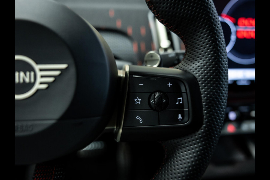 MINI Countryman 2.0 JCW ALL4 John Cooper Works XL | Stuurverwarming | Pano | Head-Up | Harman/Kardon |
