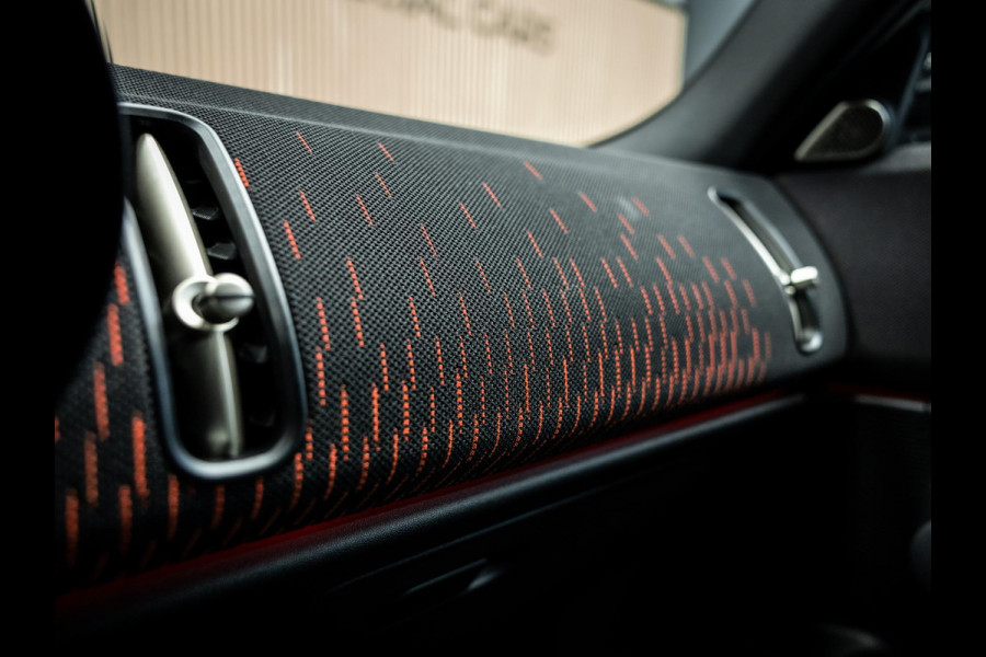 MINI Countryman 2.0 JCW ALL4 John Cooper Works XL | Stuurverwarming | Pano | Head-Up | Harman/Kardon |