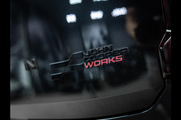 MINI Countryman 2.0 JCW ALL4 John Cooper Works XL | Stuurverwarming | Pano | Head-Up | Harman/Kardon |
