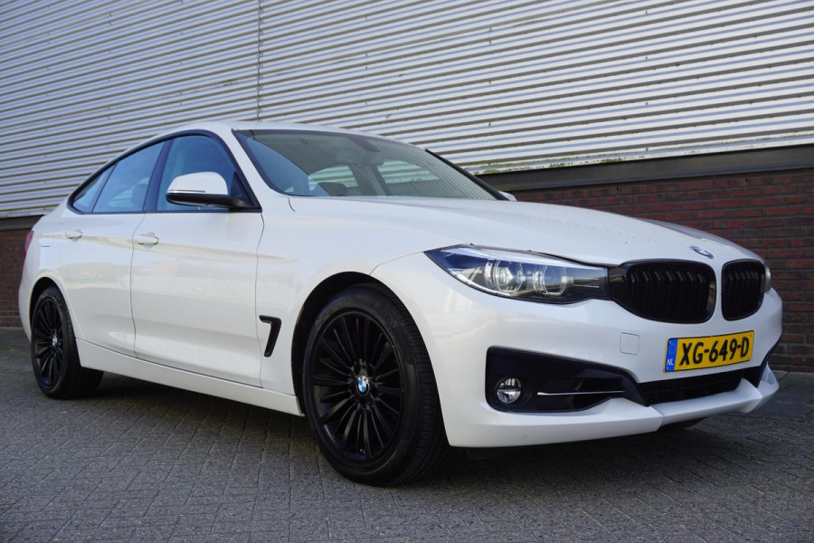 BMW 3-serie Gran Turismo 320i Sport Line GT/Sportstoelen/2e Eigenaar/