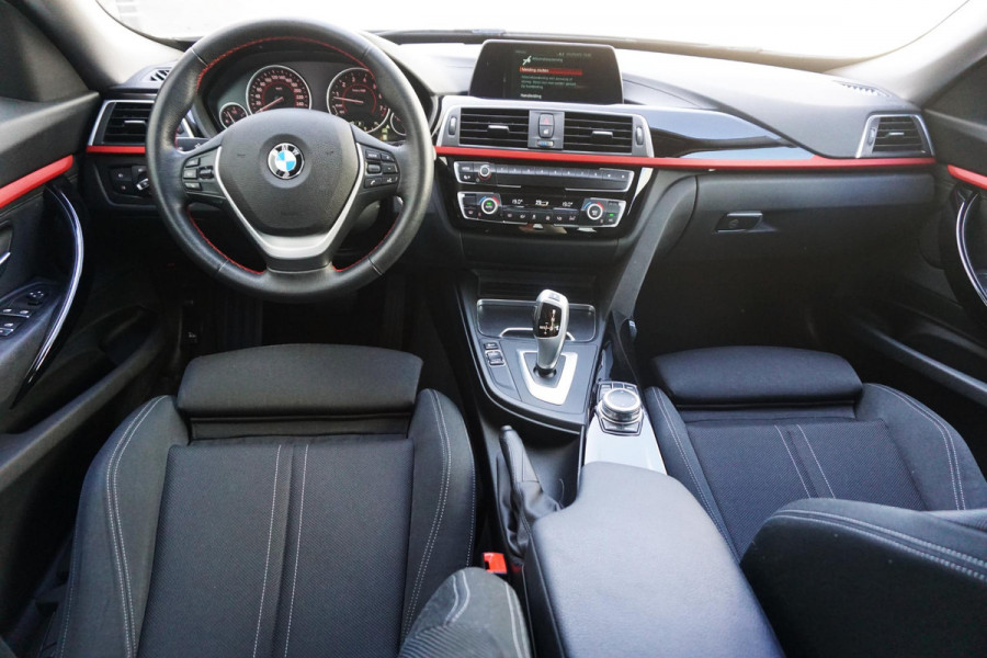 BMW 3-serie Gran Turismo 320i Sport Line GT/Sportstoelen/2e Eigenaar/