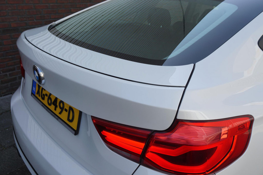 BMW 3-serie Gran Turismo 320i Sport Line GT/Sportstoelen/2e Eigenaar/