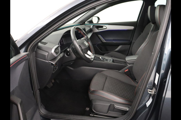 Seat Leon 1.4 TSI eHybrid PHEV FR Business Intense | Panoramadak | Stoelverwarming | Camera | Adaptive cruise | Carplay | Navigatie | Full LED | Park Assist | Climate control | Sportstoelen | Plug In