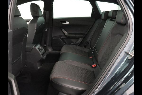 Seat Leon 1.4 TSI eHybrid PHEV FR Business Intense | Panoramadak | Stoelverwarming | Camera | Adaptive cruise | Carplay | Navigatie | Full LED | Park Assist | Climate control | Sportstoelen | Plug In