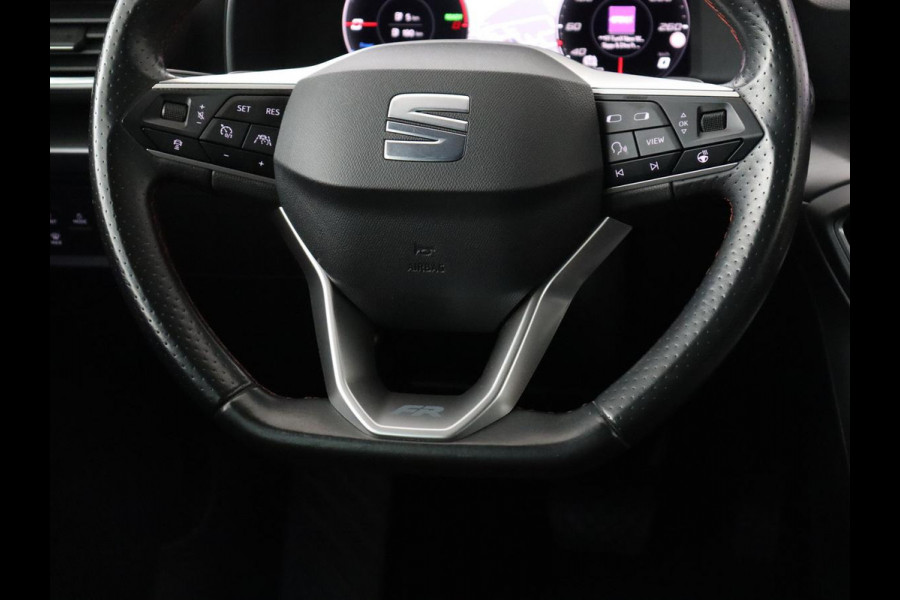 Seat Leon 1.4 TSI eHybrid PHEV FR Business Intense | Panoramadak | Stoelverwarming | Camera | Adaptive cruise | Carplay | Navigatie | Full LED | Park Assist | Climate control | Sportstoelen | Plug In