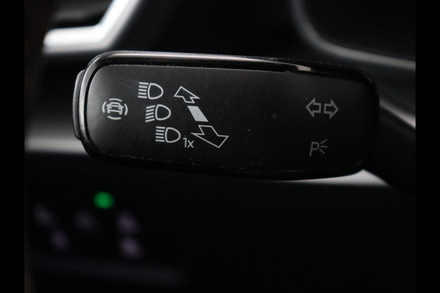 Seat Leon 1.4 TSI eHybrid PHEV FR Business Intense | Panoramadak | Stoelverwarming | Camera | Adaptive cruise | Carplay | Navigatie | Full LED | Park Assist | Climate control | Sportstoelen | Plug In