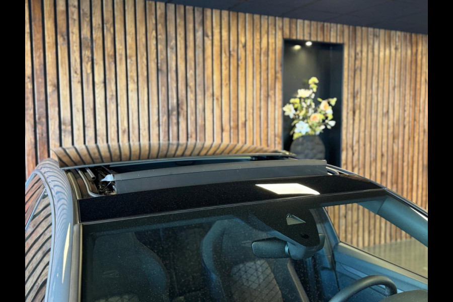 Volkswagen Golf 1.5 eTSI R-Line / 360 Camera / Pano / H/K / Stoel/Stuur verwarming / Carplay