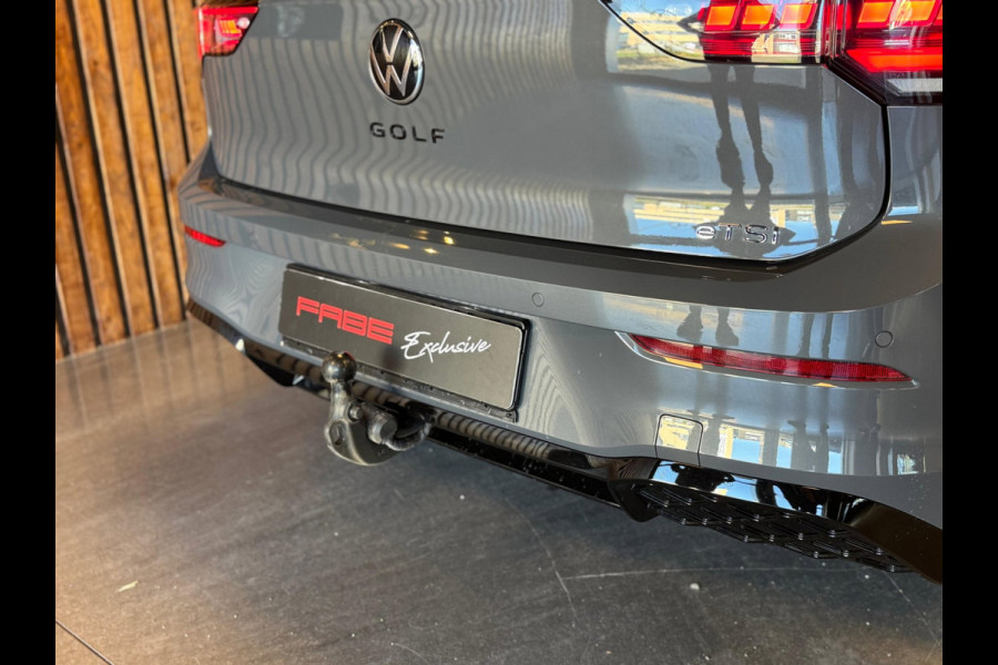 Volkswagen Golf 1.5 eTSI R-Line / 360 Camera / Pano / H/K / Stoel/Stuur verwarming / Carplay