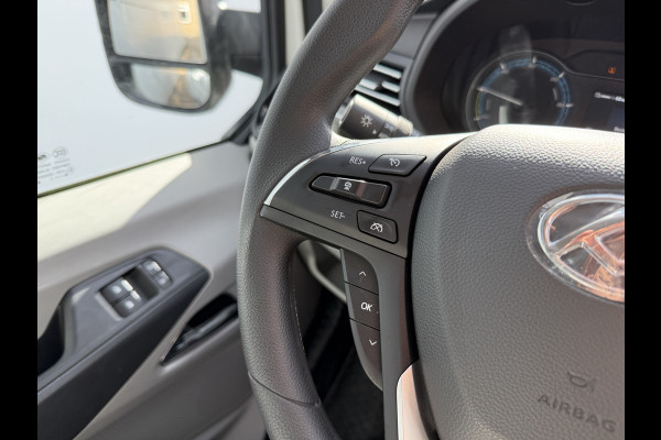 Maxus eDeliver 9 65kWh Nieuw! DHollandia Laadklep 172km WLTP 204PK 80kW Snelladen Carplay Adaptieve Cruise Control LED Airco Koffer Bakwagen Meubelbak