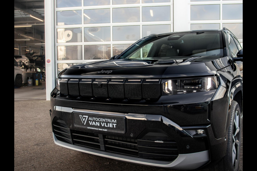 Jeep Compass First Edition 74 kWh | Adapt. Cruise | Camera | Carplay | 20" | Elektr. A-Klep | Navi | Winter Pack | Schuif/Kanteldak | Premium Pack | Conv. Pack | Warmtepomp | Nappa Leder