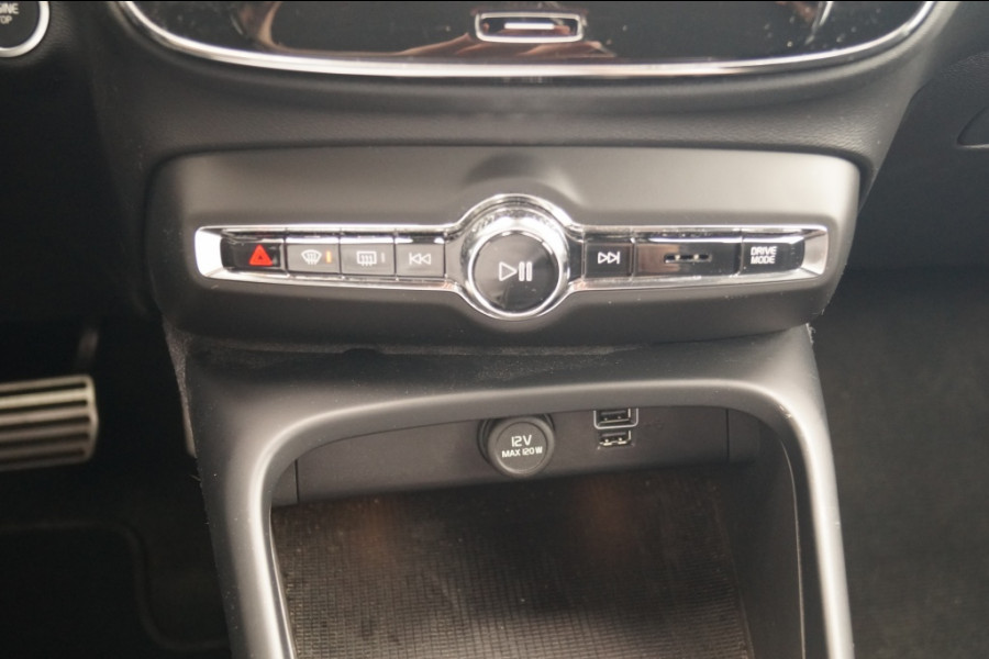 Volvo XC40 1.5 T5 Recharge R-Design -NAVI-ECC-CAM-PDC-