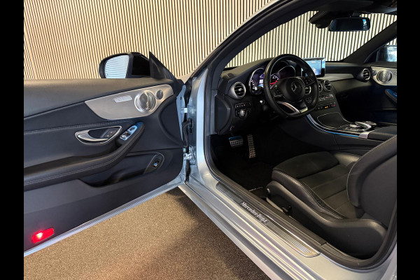 Mercedes-Benz C-Klasse Coupé 300 AMG STYLING-PANORAMA-AIRMATIC-DISTRONIC-SOUND-CAMERA-COMPLEET