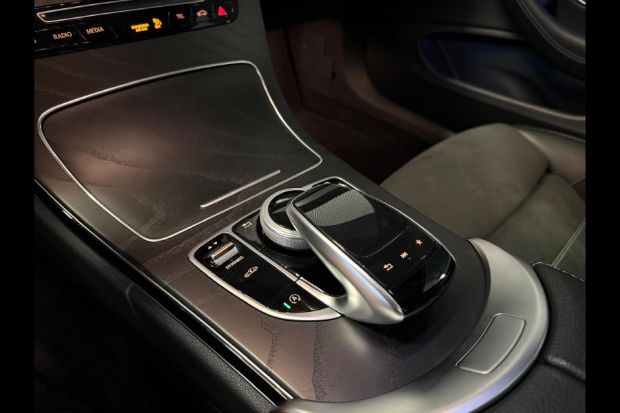 Mercedes-Benz C-Klasse Coupé 300 AMG STYLING-PANORAMA-AIRMATIC-DISTRONIC-SOUND-CAMERA-COMPLEET