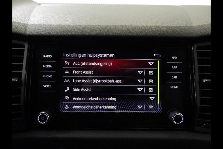 Škoda Kodiaq 1.5 TSI Aut. Sportline Business 7-Pers. NAVI/CAMERA/LED/19"LMV!