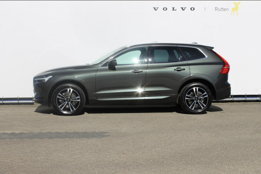 Volvo XC60 B5 250PK Automaat Momentum Exclusive Panoramisch schuif-kanteldak / Head-Up display / Semi elektrisch wegklapbare trekhaak / 19" lichtmetalen velgen / 360 graden rondomzicht camera