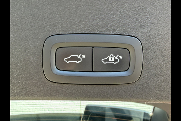 Volvo XC40 1.5 T5 Inscription Plug-in Camera+pdc Navigatie Leder Adapt Cruise Digital dash Stoelverwarming Memory Seats Carplay