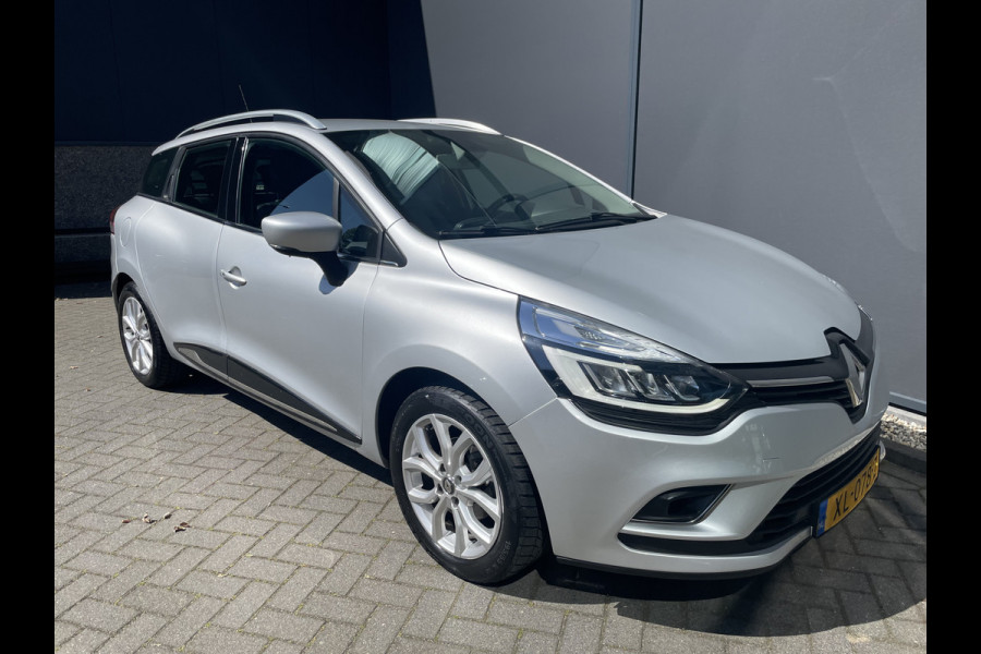 Renault Clio Estate 0.9 TCe Intens Airco - Achteruitrijcamera - Parkeersensor achter - Navigatie - Cruise control - Dakrails - Licht metalen velgen 16 inch - Led verlichting - Elektrische ramen - Keyless entry/ start - Bluetooth - Stuur multifunctioneel - Stuur leder - Radio