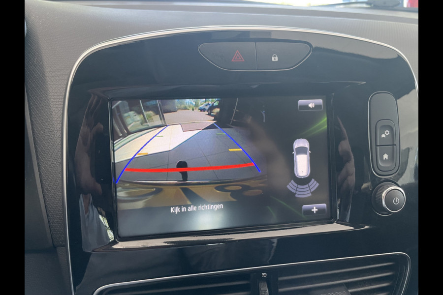 Renault Clio Estate 0.9 TCe Intens Airco - Achteruitrijcamera - Parkeersensor achter - Navigatie - Cruise control - Dakrails - Licht metalen velgen 16 inch - Led verlichting - Elektrische ramen - Keyless entry/ start - Bluetooth - Stuur multifunctioneel - Stuur leder - Radio