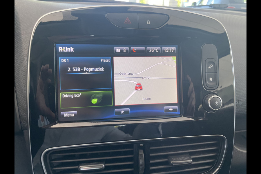 Renault Clio Estate 0.9 TCe Intens Airco - Achteruitrijcamera - Parkeersensor achter - Navigatie - Cruise control - Dakrails - Licht metalen velgen 16 inch - Led verlichting - Elektrische ramen - Keyless entry/ start - Bluetooth - Stuur multifunctioneel - Stuur leder - Radio