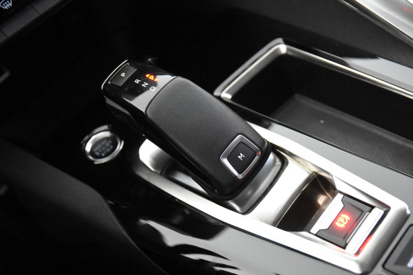Peugeot 3008 1.2 Allure *Leer*Camera*Navigatie*Carplay*