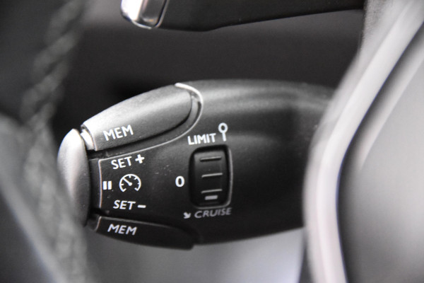Peugeot 3008 1.2 Allure *Leer*Camera*Navigatie*Carplay*